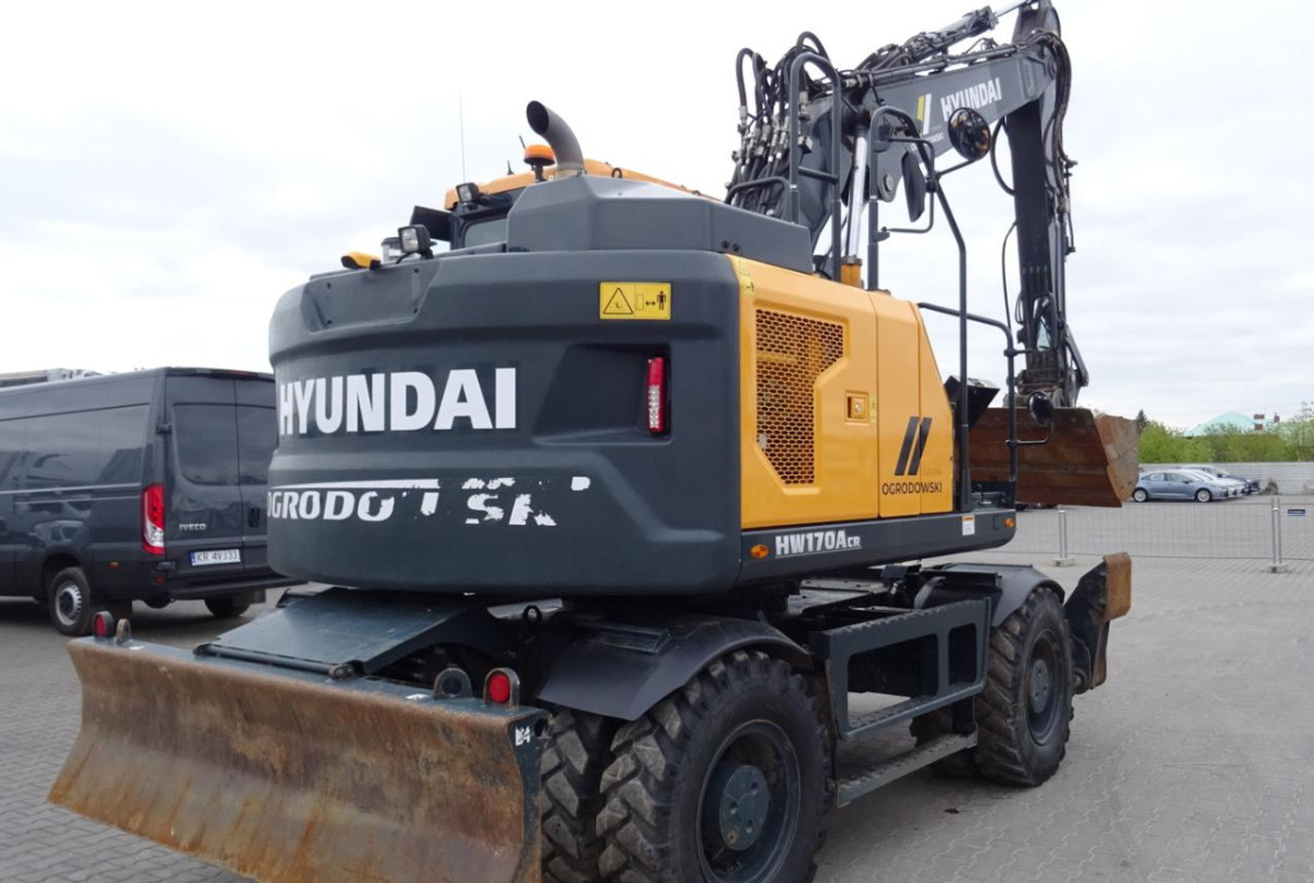 HYUNDAI HW170 ACR wheel excavator / 2000 MTH / 2022 / A/C - Máy xúc bánh lốp: hình 4 HYUNDAI HW170 ACR wheel excavator / 2000 MTH / 2022 / A/C - Máy xúc bánh lốp: hình 4