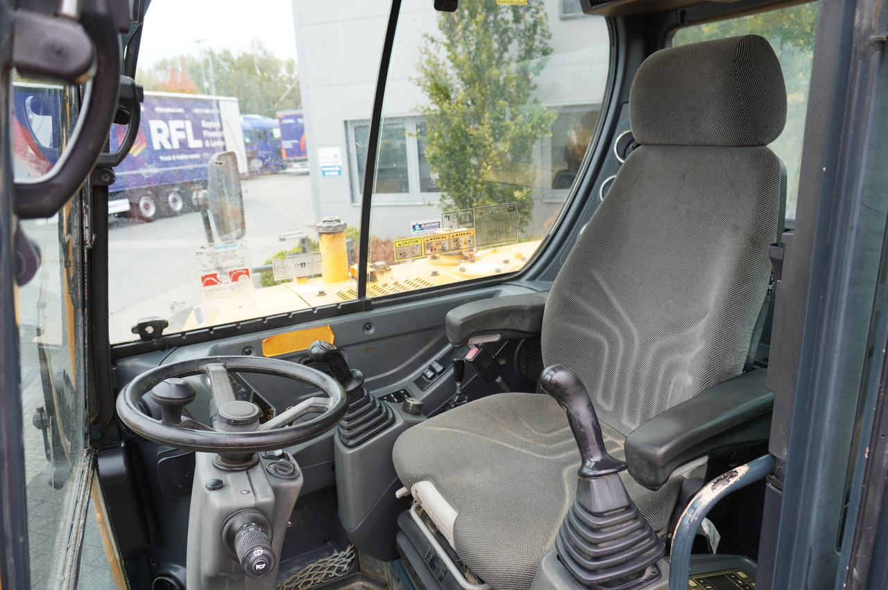 Máy xúc mini Hyundai Robex 55W-9 Wheeled Excavator 5.5t / 2pcs: hình 12