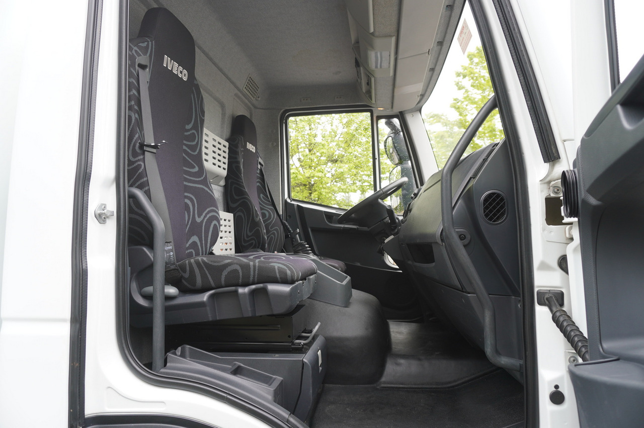 Xe tải chuyên chở tự động IVECO Eurocargo 150 E25 / 90 tho. km !!! / Tow truck: hình 31