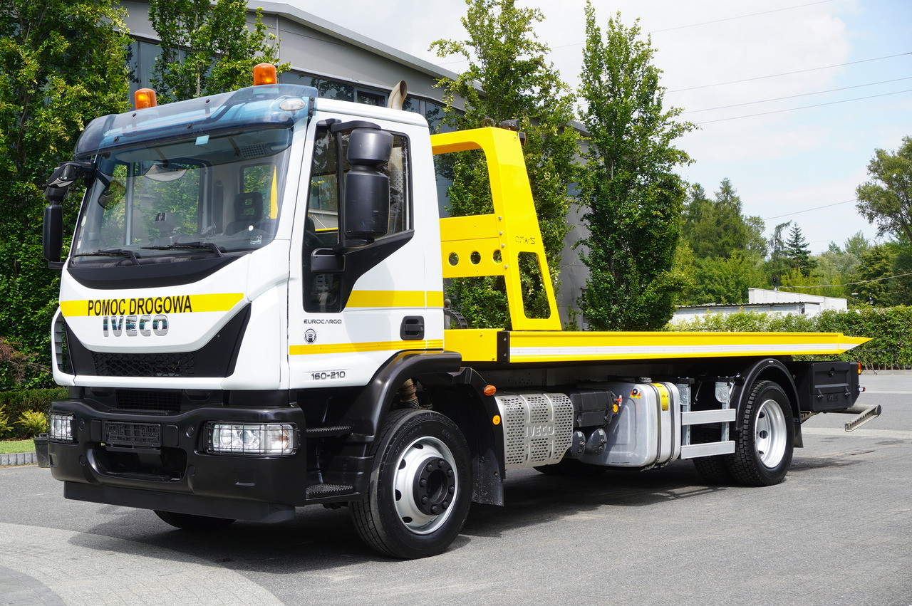 IVECO Eurocargo 160-210 / 75,000 km! / OMARS lowered tow truck platform / Fork - Xe tải kéo: hình 2 IVECO Eurocargo 160-210 / 75,000 km! / OMARS lowered tow truck platform / Fork - Xe tải kéo: hình 2