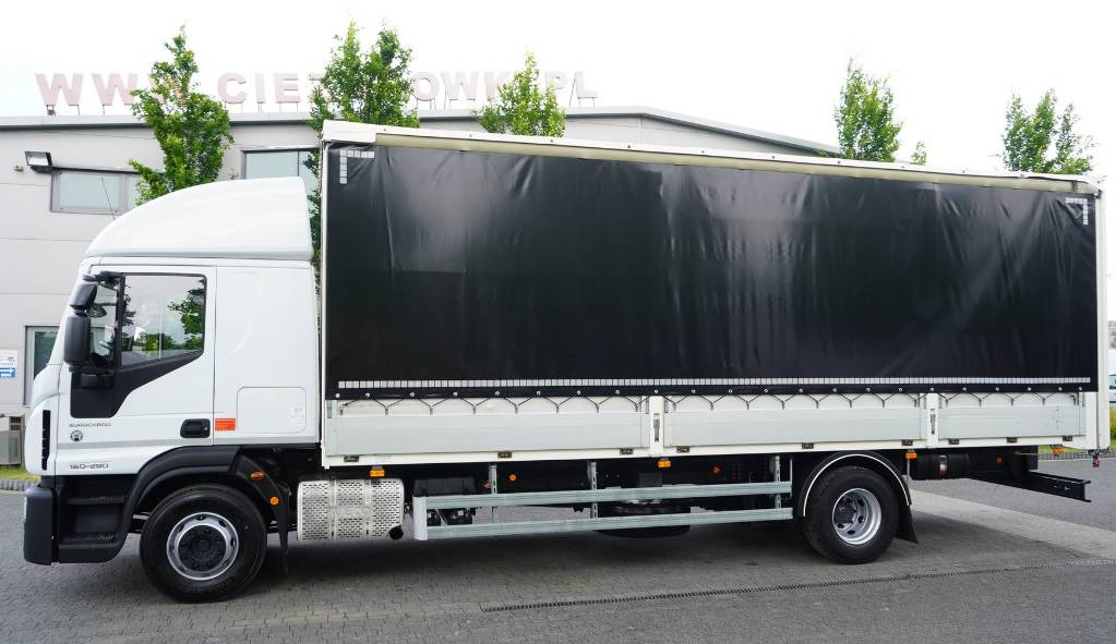 IVECO Eurocargo 160-280 GLOB E6 Tarpaulin / GVW 16 tons - Xe tải thùng mui bạt: hình 5 IVECO Eurocargo 160-280 GLOB E6 Tarpaulin / GVW 16 tons - Xe tải thùng mui bạt: hình 5