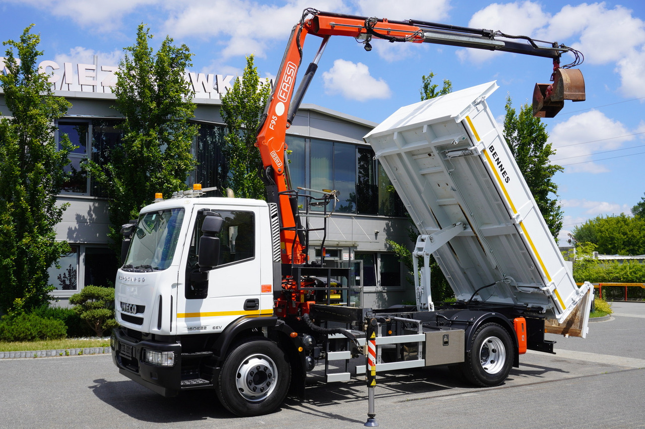 IVECO Eurocargo 160E22 EEV Dump truck / Bortmatic / Crane FASSI F95A.0.22 - Xe cẩu tự hành: hình 1 IVECO Eurocargo 160E22 EEV Dump truck / Bortmatic / Crane FASSI F95A.0.22 - Xe cẩu tự hành: hình 1