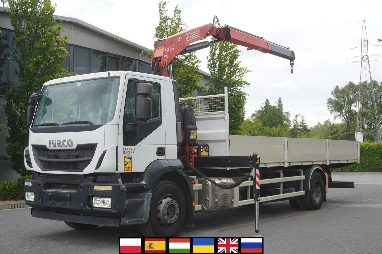 IVECO STRALIS 19.310 E6 / Flatbed 19 EPAL / FASSI F135 / 225 MTH! / 5.7 T - Xe tải thùng lửng/ Phẳng, Xe cẩu tự hành: hình 1 IVECO STRALIS 19.310 E6 / Flatbed 19 EPAL / FASSI F135 / 225 MTH! / 5.7 T - Xe tải thùng lửng/ Phẳng, Xe cẩu tự hành: hình 1