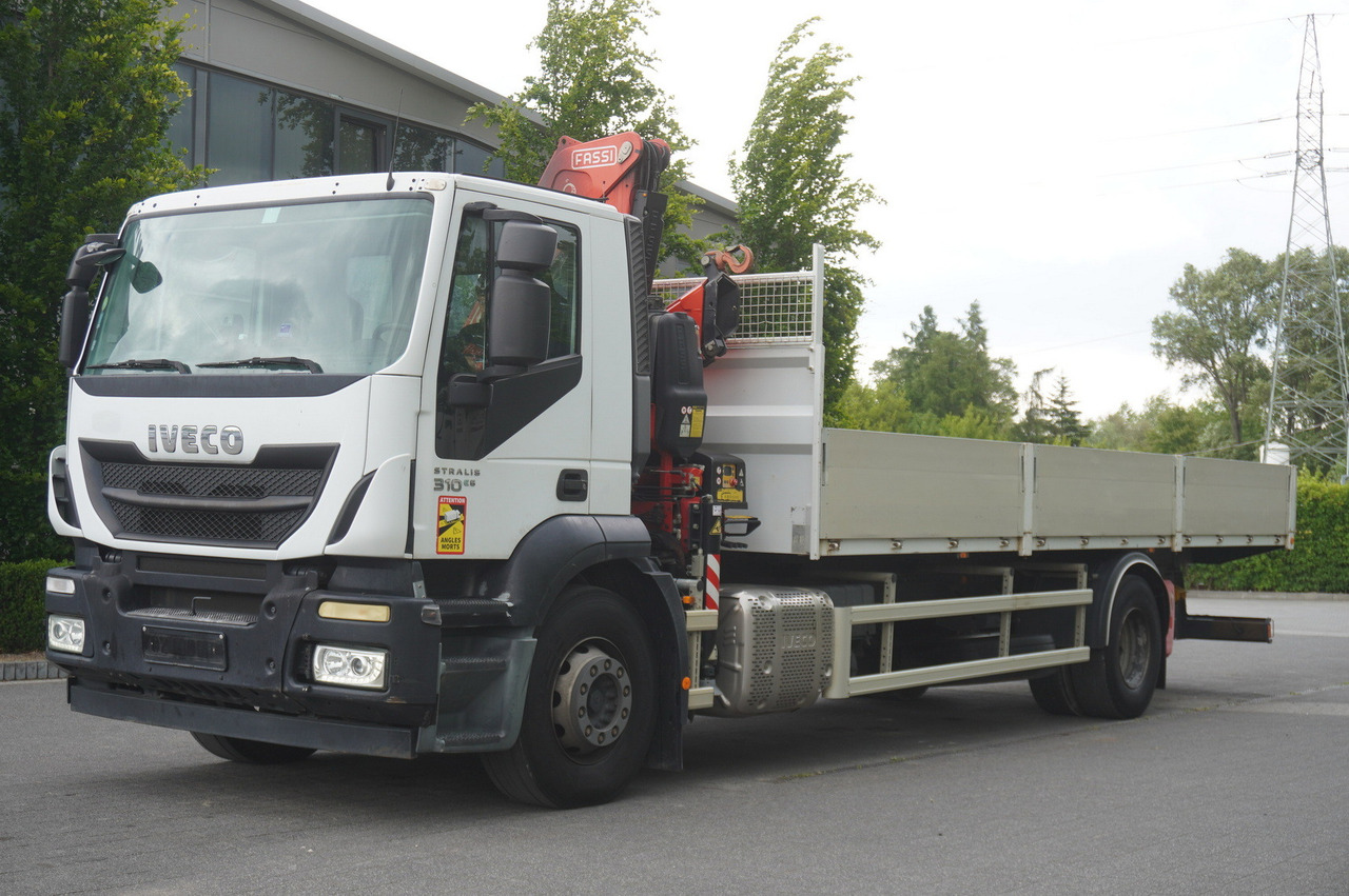 IVECO STRALIS 19.310 E6 / Flatbed 19 EPAL / FASSI F135 / 225 MTH! / 5.7 T - Xe tải thùng lửng/ Phẳng, Xe cẩu tự hành: hình 3 IVECO STRALIS 19.310 E6 / Flatbed 19 EPAL / FASSI F135 / 225 MTH! / 5.7 T - Xe tải thùng lửng/ Phẳng, Xe cẩu tự hành: hình 3