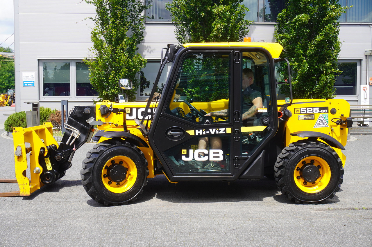 Máy xúc lật bánh lốp kính thiên văn JCB 525-60T5 / 2022 / 860 MTH! / 2.5 T / Reach 6 m / joystick: hình 14 Máy xúc lật bánh lốp kính thiên văn JCB 525-60T5 / 2022 / 860 MTH! / 2.5 T / Reach 6 m / joystick: hình 14