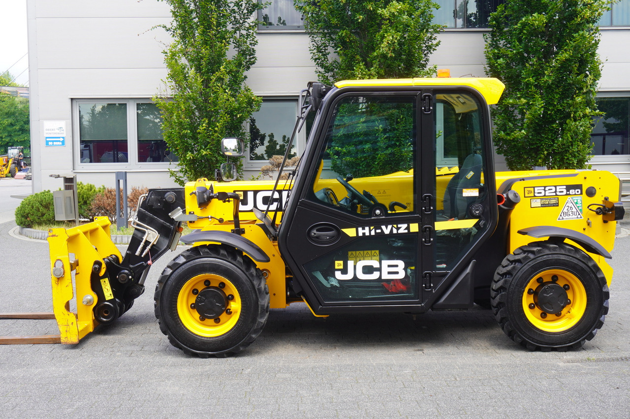 JCB 525-60T5 / 2022 / 860 MTH! / 2.5 T / Reach 6 m / joystick - Xe nhấc hình viễn vọng kính: hình 3 JCB 525-60T5 / 2022 / 860 MTH! / 2.5 T / Reach 6 m / joystick - Xe nhấc hình viễn vọng kính: hình 3