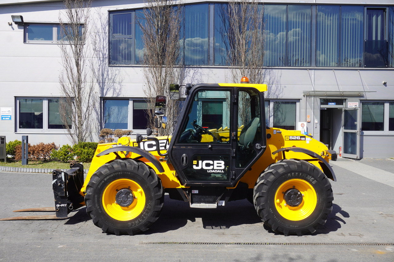 JCB 526-56 AGRI Plus / 5.6 m telescopic loader / joystick - Máy xúc lật bánh lốp: hình 4 JCB 526-56 AGRI Plus / 5.6 m telescopic loader / joystick - Máy xúc lật bánh lốp: hình 4