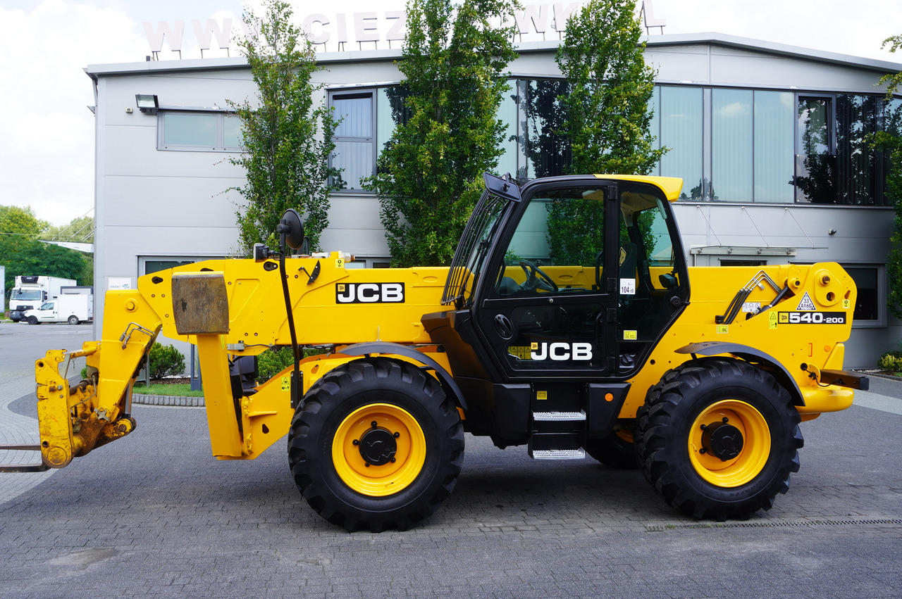 JCB 540-200 Telescopic Loader / 20 m reach / joystick - Xe nhấc hình viễn vọng kính: hình 3 JCB 540-200 Telescopic Loader / 20 m reach / joystick - Xe nhấc hình viễn vọng kính: hình 3
