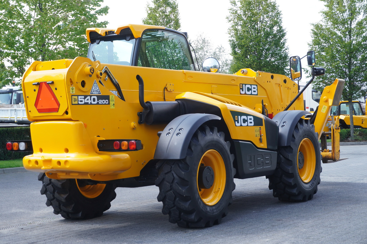 JCB 540-200 Telescopic Loader / 20 m reach / joystick - Máy xúc lật bánh lốp kính thiên văn: hình 5 JCB 540-200 Telescopic Loader / 20 m reach / joystick - Máy xúc lật bánh lốp kính thiên văn: hình 5