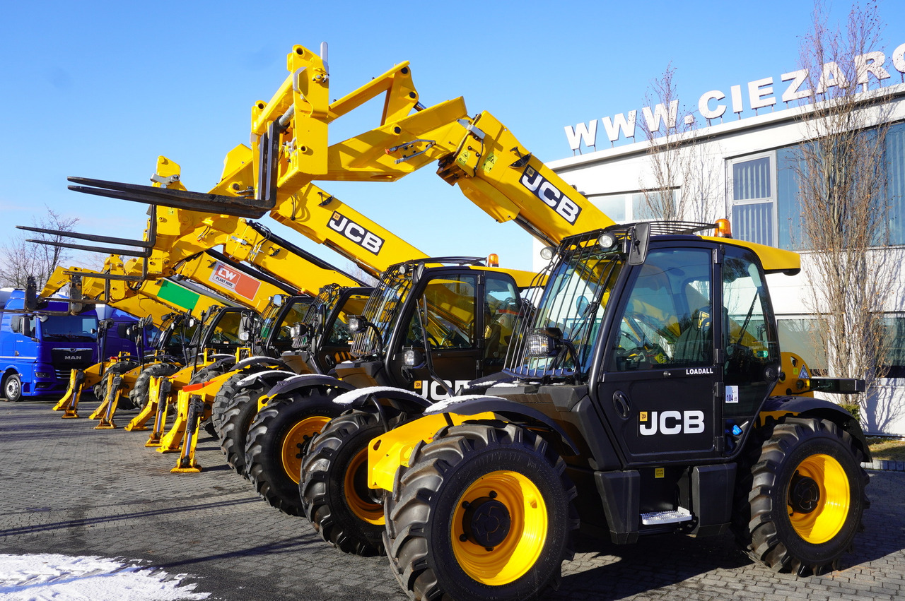 JCB 540-200 Telescopic Loader / 20m / joystick - Máy xúc lật bánh lốp kính thiên văn: hình 4 JCB 540-200 Telescopic Loader / 20m / joystick - Máy xúc lật bánh lốp kính thiên văn: hình 4