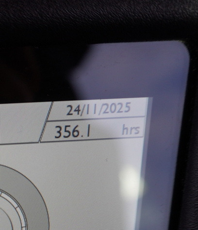 JCB JCB 4CX PRO / 350 MTH!!! / 2023 / joysticks - Máy xúc trước múc sau: hình 2 JCB JCB 4CX PRO / 350 MTH!!! / 2023 / joysticks - Máy xúc trước múc sau: hình 2