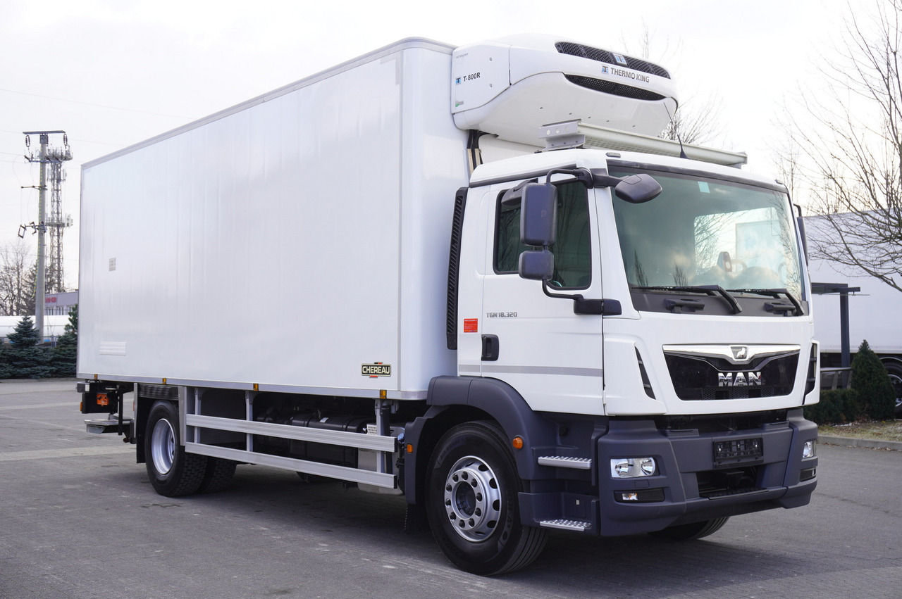 MAN TGM 18.320 / CHEREAU meat hook refrigerator / Carcass elevator - Xe tải đông lạnh: hình 1 MAN TGM 18.320 / CHEREAU meat hook refrigerator / Carcass elevator - Xe tải đông lạnh: hình 1