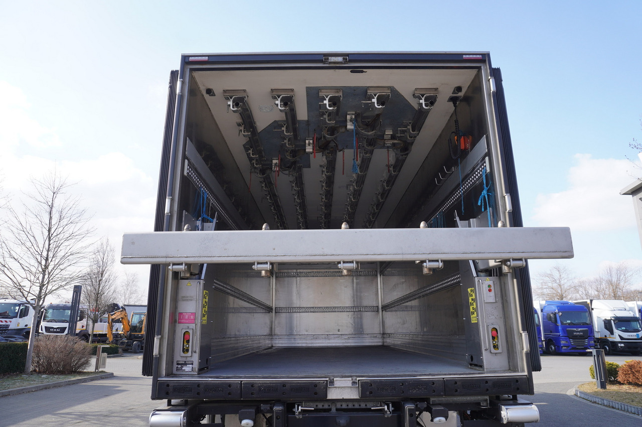 MAN TGM 18.320 / CHEREAU meat hook refrigerator / Carcass elevator - Xe tải đông lạnh: hình 3 MAN TGM 18.320 / CHEREAU meat hook refrigerator / Carcass elevator - Xe tải đông lạnh: hình 3