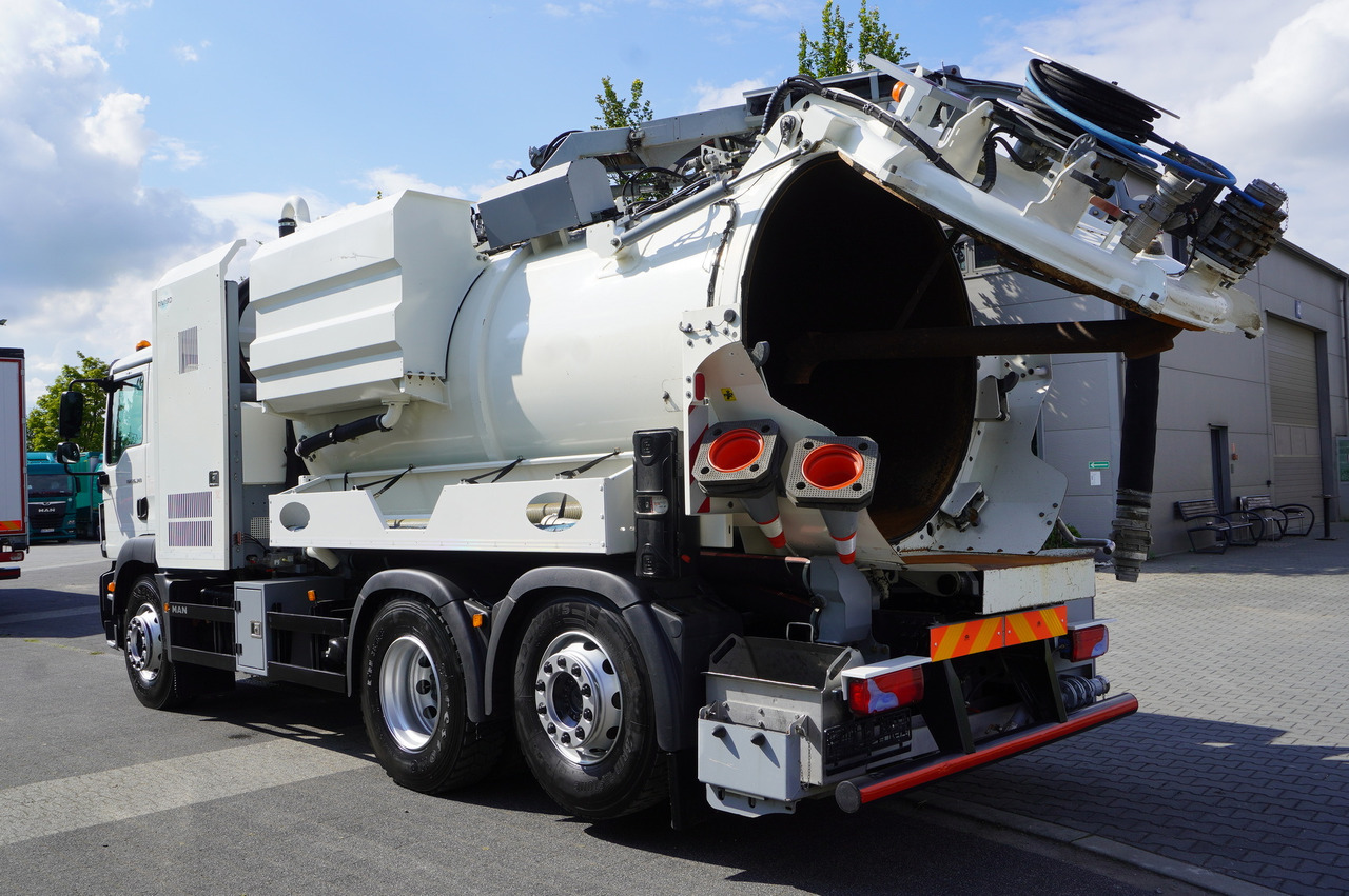 MAN TGM 26.340 E6 / RIVARD sewage cleaner 11.8 m3 / 170 tho. km / steered axle - Xe tải chân không: hình 5 MAN TGM 26.340 E6 / RIVARD sewage cleaner 11.8 m3 / 170 tho. km / steered axle - Xe tải chân không: hình 5