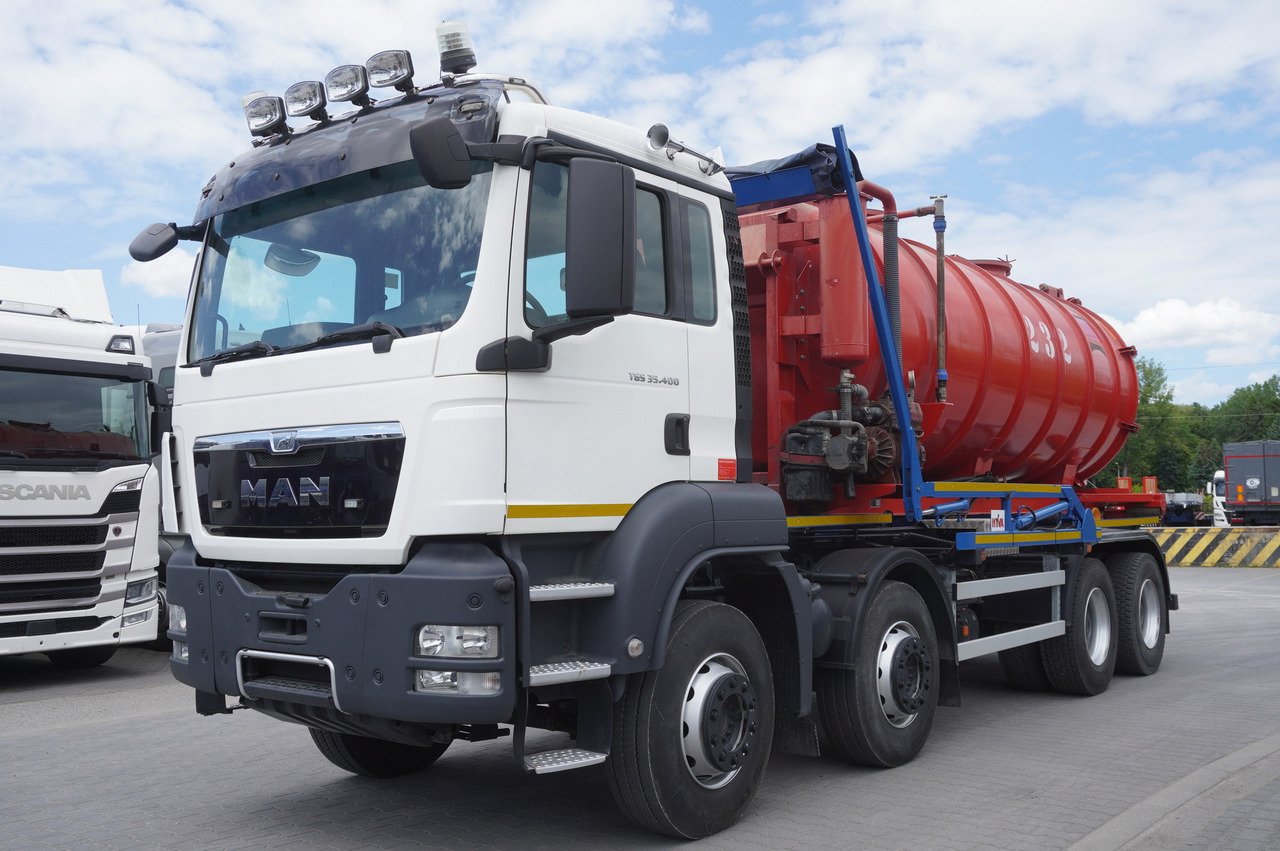 MAN TGS 35.400 8 × 4 E5 / HYVA HOOK LIFT 32.56 SE / Septic barrel 13000 L - Máy rải phân dạng lỏng: hình 2 MAN TGS 35.400 8 × 4 E5 / HYVA HOOK LIFT 32.56 SE / Septic barrel 13000 L - Máy rải phân dạng lỏng: hình 2