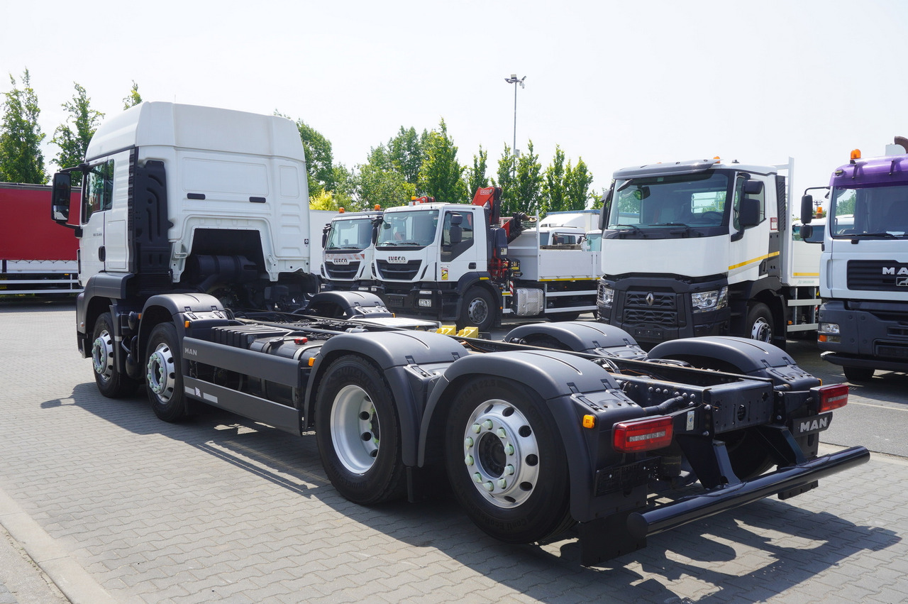 MAN TGS 35.420 8x2 / Chassis 6.4 m / 3 steered axles - Xe cẩu tự hành: hình 4 MAN TGS 35.420 8x2 / Chassis 6.4 m / 3 steered axles - Xe cẩu tự hành: hình 4