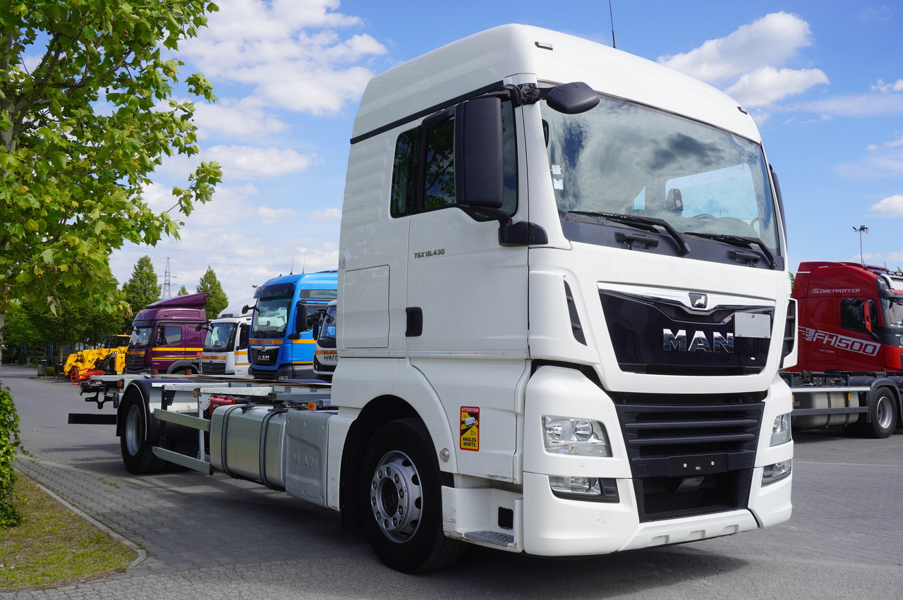 MAN TGX 18.430 / BDF 7.5 m / sleeping cab / 2021 - Xe chở container/ Xe tải hoán đổi thân: hình 4 MAN TGX 18.430 / BDF 7.5 m / sleeping cab / 2021 - Xe chở container/ Xe tải hoán đổi thân: hình 4