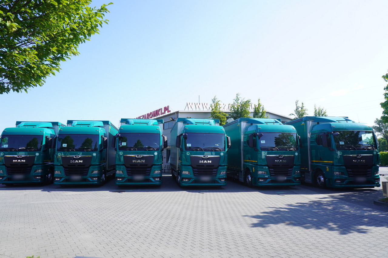 MAN TGX 18.470 / 2022 / Curtainsider 19 EPAL / Retarder / 15 units - Xe tải thùng mui bạt: hình 2 MAN TGX 18.470 / 2022 / Curtainsider 19 EPAL / Retarder / 15 units - Xe tải thùng mui bạt: hình 2