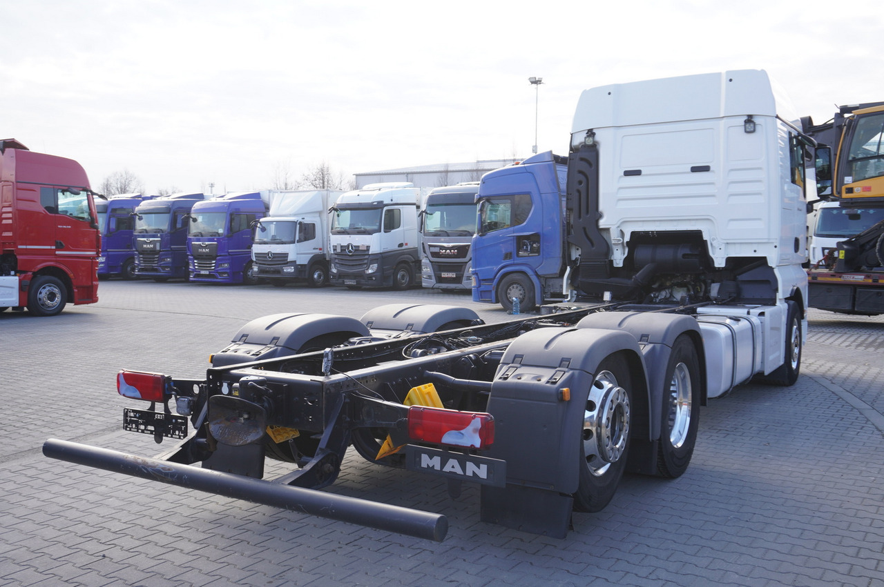 Xe tải khung gầm MAN TGX 26,500 / 500 HP / steering 3rd axle / 20 t cap. / Chassis 6.5 m: hình 6