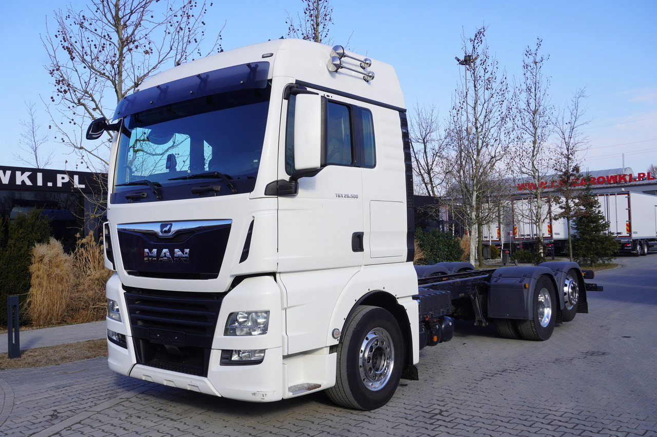 MAN TGX 26,500 / 500 HP / steering 3rd axle / 20 t cap. / Chassis 6.5 m - Xe tải khung gầm: hình 3 MAN TGX 26,500 / 500 HP / steering 3rd axle / 20 t cap. / Chassis 6.5 m - Xe tải khung gầm: hình 3