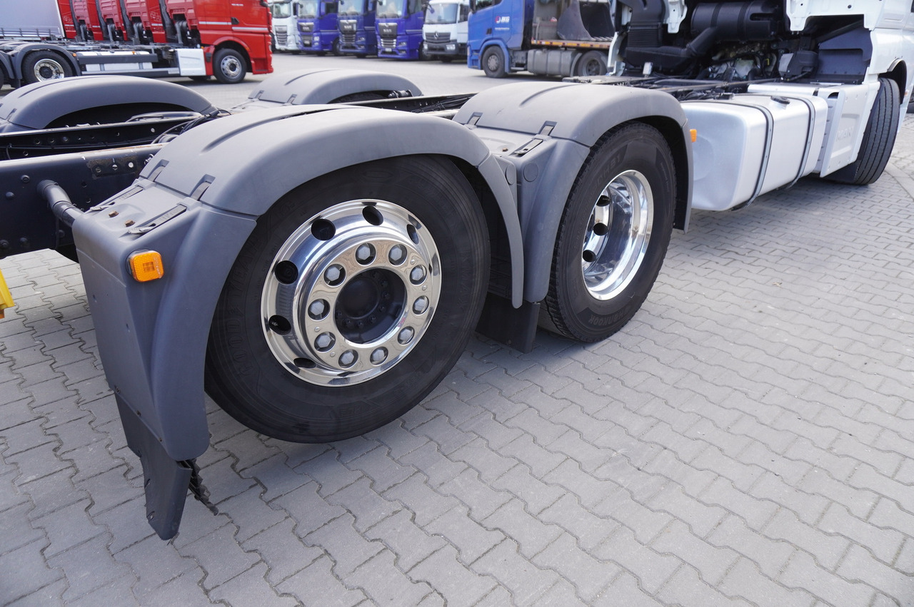 Xe tải khung gầm MAN TGX 26,500 / 500 HP / steering 3rd axle / 20 t cap. / Chassis 6.5 m: hình 15