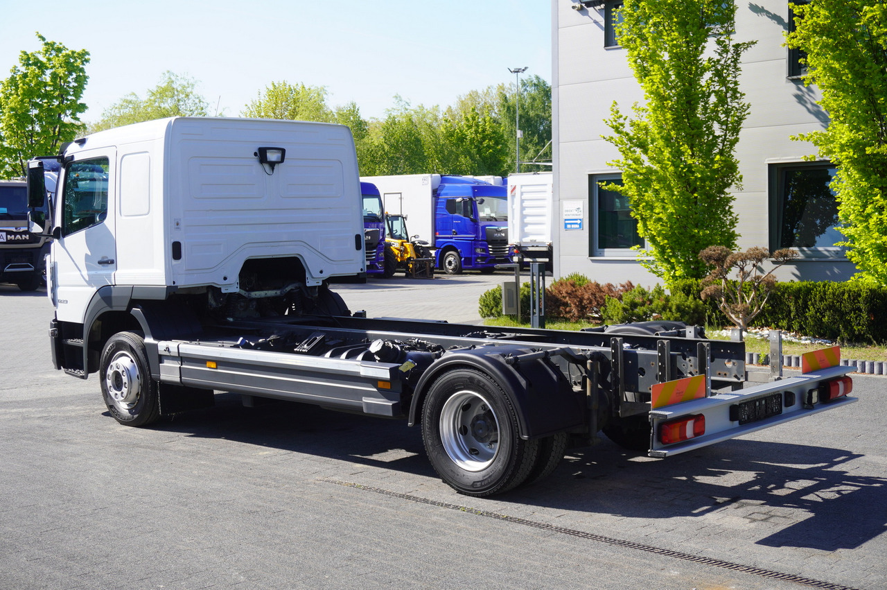 MERCEDES-BENZ 1223 / Full ADR / 440 cm chassis / Sleeper cab / 175 tho. km - Xe tải khung gầm: hình 5 MERCEDES-BENZ 1223 / Full ADR / 440 cm chassis / Sleeper cab / 175 tho. km - Xe tải khung gầm: hình 5