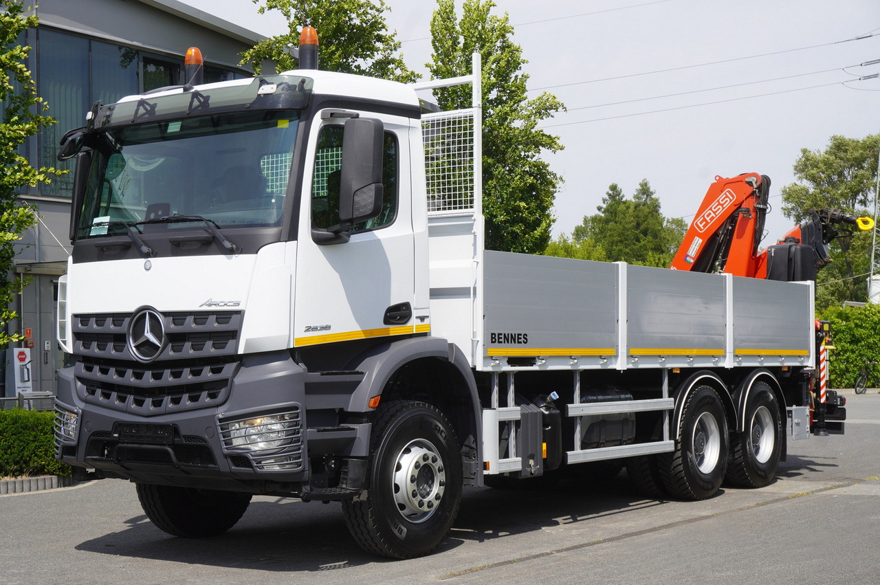 MERCEDES-BENZ AROCS 2636 Flatbed / HDS FASSI F175 7.7 T / 150,000 km - Cẩu bánh lốp: hình 3 MERCEDES-BENZ AROCS 2636 Flatbed / HDS FASSI F175 7.7 T / 150,000 km - Cẩu bánh lốp: hình 3