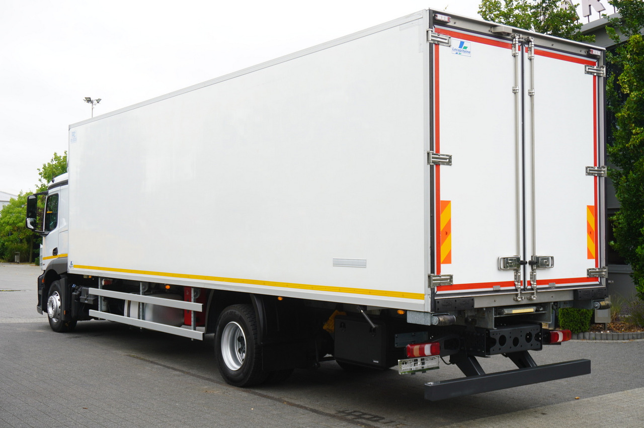 MERCEDES-BENZ Actros 1824 / Refrigerator 22 EPAL / Carrier Supra 950 / Sleeping cabin - Xe tải đông lạnh: hình 2 MERCEDES-BENZ Actros 1824 / Refrigerator 22 EPAL / Carrier Supra 950 / Sleeping cabin - Xe tải đông lạnh: hình 2