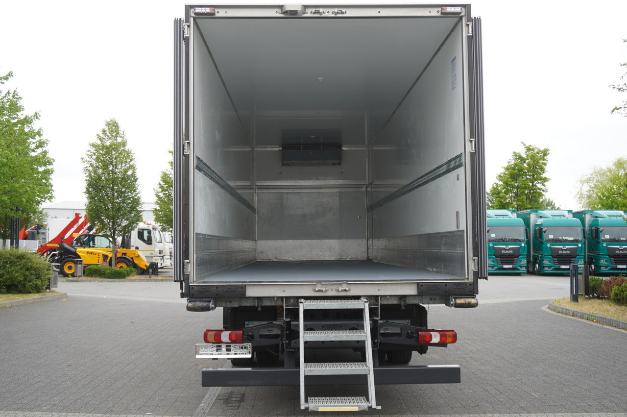 MERCEDES-BENZ Actros 1824 / Refrigerator 22 EPAL / Carrier Supra 950 / Sleeping cabin - Xe tải đông lạnh: hình 3 MERCEDES-BENZ Actros 1824 / Refrigerator 22 EPAL / Carrier Supra 950 / Sleeping cabin - Xe tải đông lạnh: hình 3