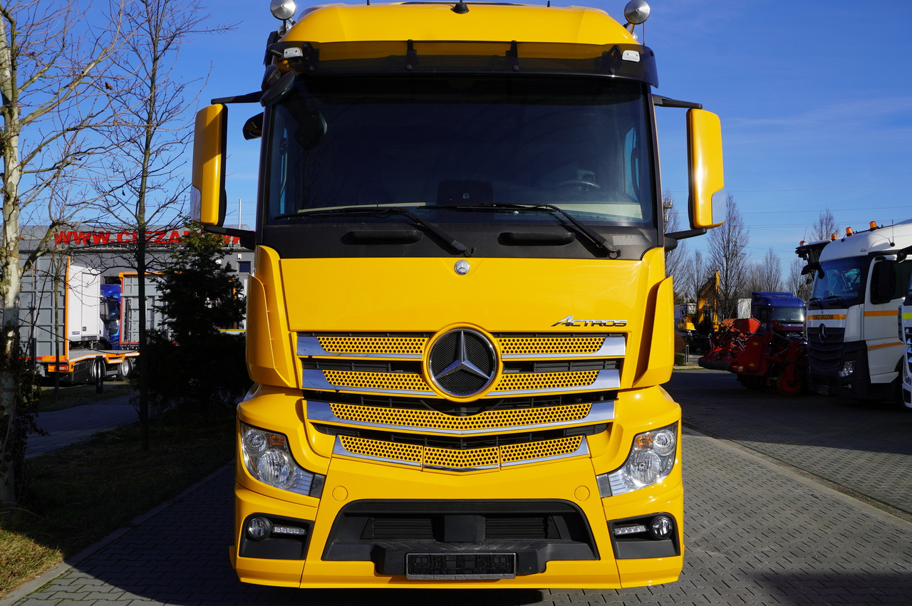 MERCEDES-BENZ Actros 2543 E6 6×2 / Refrigerated truck / ATP/FRC / 20 pallets / 260000 km!!! - Xe tải đông lạnh: hình 3 MERCEDES-BENZ Actros 2543 E6 6×2 / Refrigerated truck / ATP/FRC / 20 pallets / 260000 km!!! - Xe tải đông lạnh: hình 3