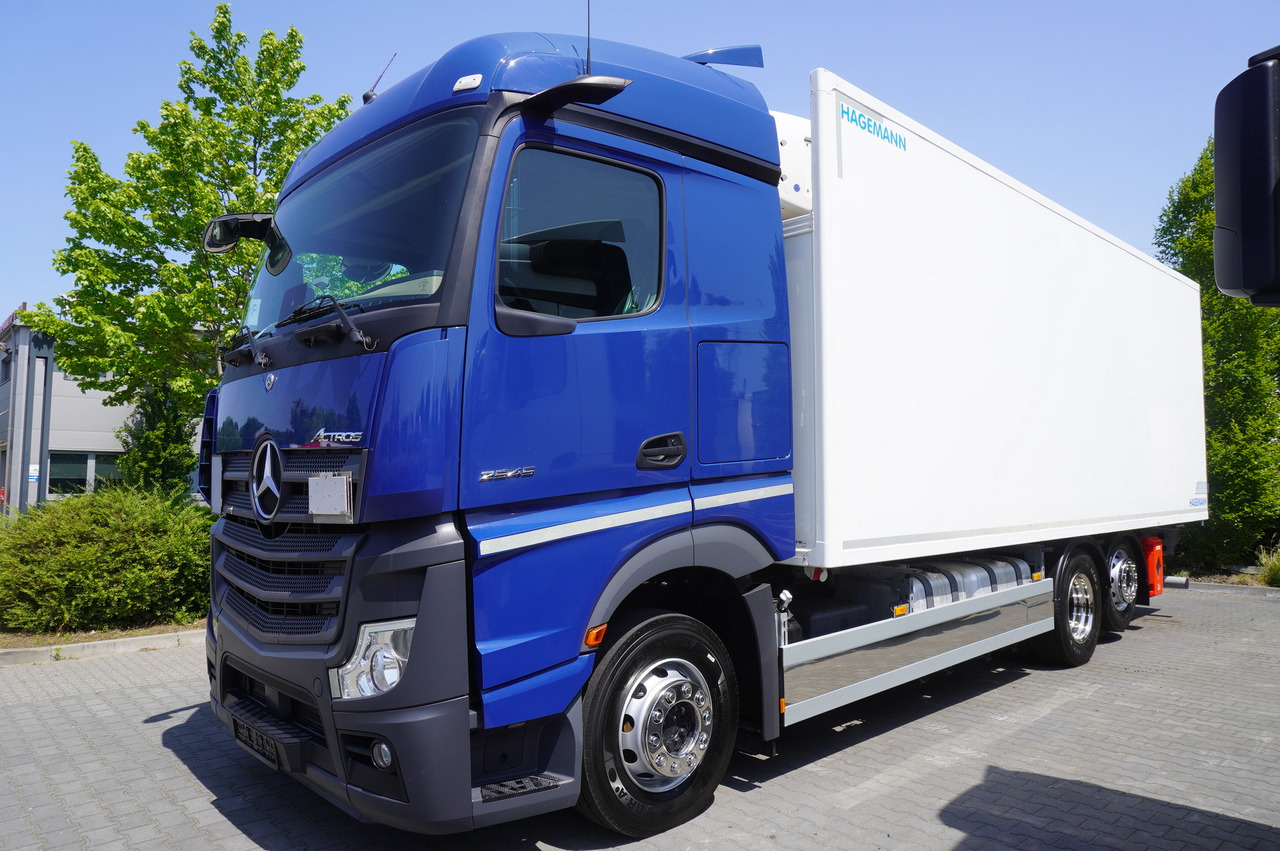 MERCEDES-BENZ Actros 2545 / 2021 / Hagemann refrigerator Multitemperature - Xe tải đông lạnh: hình 2 MERCEDES-BENZ Actros 2545 / 2021 / Hagemann refrigerator Multitemperature - Xe tải đông lạnh: hình 2