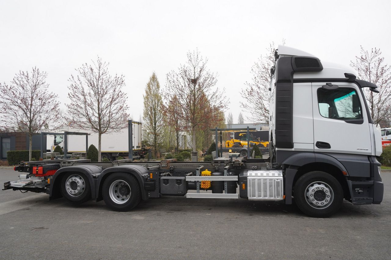 MERCEDES-BENZ Actros 2545 6×2 MP5 / ADR / several units - Xe chở container/ Xe tải hoán đổi thân: hình 2 MERCEDES-BENZ Actros 2545 6×2 MP5 / ADR / several units - Xe chở container/ Xe tải hoán đổi thân: hình 2