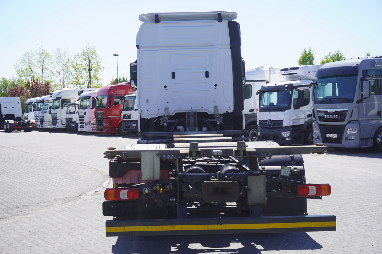 MERCEDES-BENZ Actros 2545 6×2 MP5 / FULL ADR / 12 units - Xe chở container/ Xe tải hoán đổi thân: hình 5 MERCEDES-BENZ Actros 2545 6×2 MP5 / FULL ADR / 12 units - Xe chở container/ Xe tải hoán đổi thân: hình 5