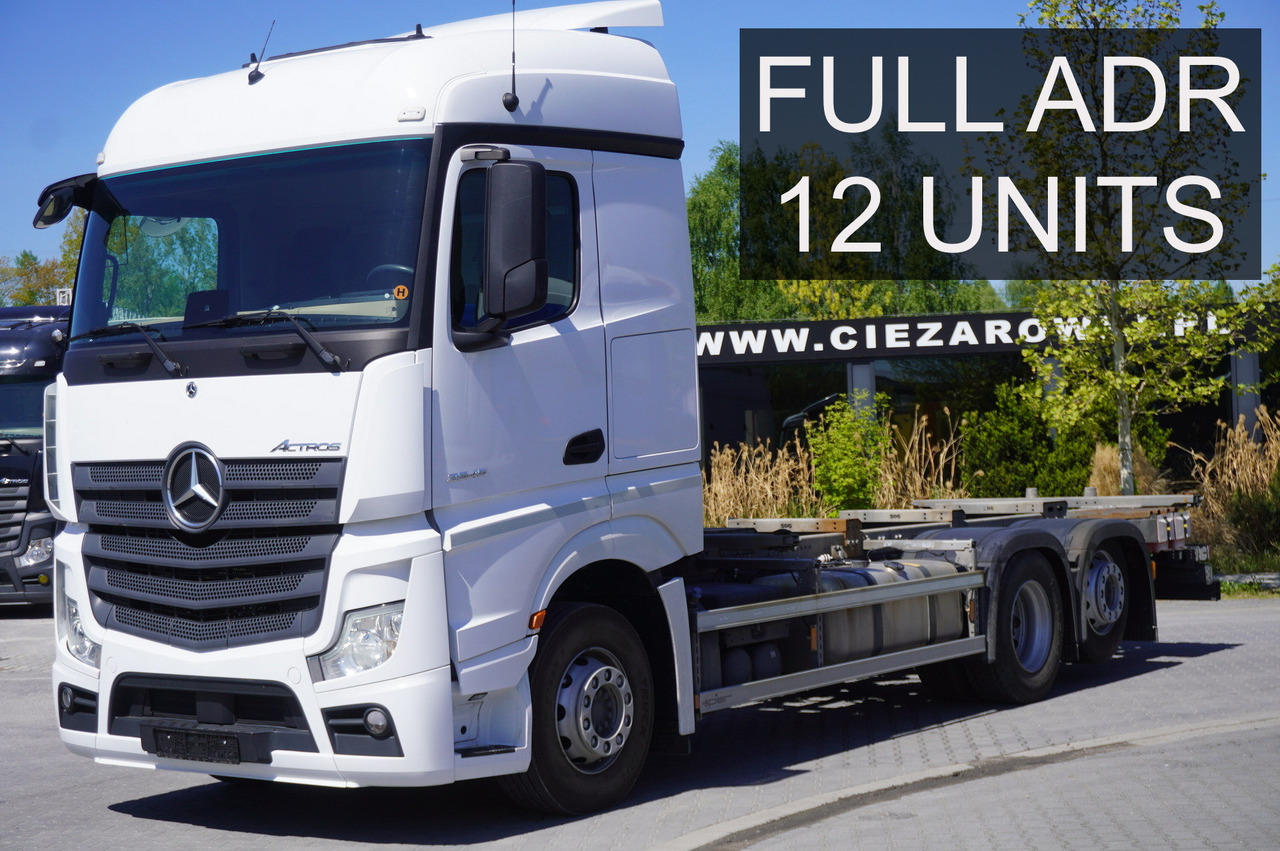 MERCEDES-BENZ Actros 2545 6×2 MP5 / FULL ADR / 12 units - Xe chở container/ Xe tải hoán đổi thân: hình 2 MERCEDES-BENZ Actros 2545 6×2 MP5 / FULL ADR / 12 units - Xe chở container/ Xe tải hoán đổi thân: hình 2
