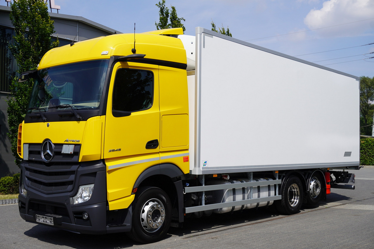 MERCEDES-BENZ Actros 2545 MP5 6×2 E6 / NEW Igloocar refrigerator / 19 pallets - Xe tải đông lạnh: hình 1 MERCEDES-BENZ Actros 2545 MP5 6×2 E6 / NEW Igloocar refrigerator / 19 pallets - Xe tải đông lạnh: hình 1