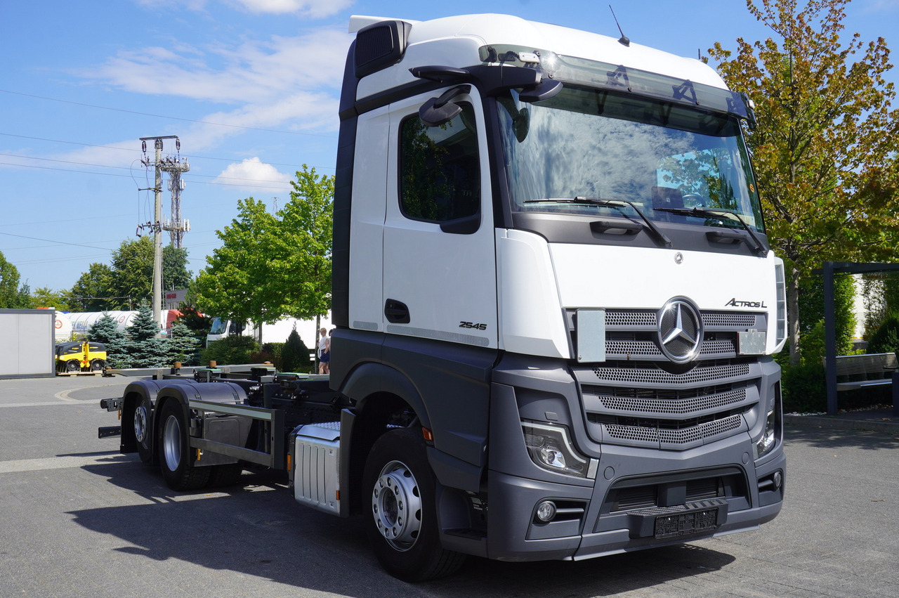 MERCEDES-BENZ Actros L 2545 MP5 / BDF / 2022 / 290 tho. km - Xe chở container/ Xe tải hoán đổi thân: hình 4 MERCEDES-BENZ Actros L 2545 MP5 / BDF / 2022 / 290 tho. km - Xe chở container/ Xe tải hoán đổi thân: hình 4