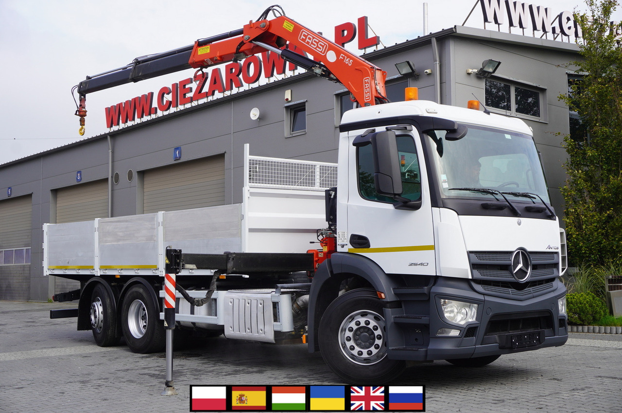 MERCEDES-BENZ Antos 2540 / Flatbed 15 EPAL / Fassi F165 / 6.1 t / 8 m reach / remote control / rotator / 1600 MTH / steered axle - Xe cẩu tự hành: hình 1 MERCEDES-BENZ Antos 2540 / Flatbed 15 EPAL / Fassi F165 / 6.1 t / 8 m reach / remote control / rotator / 1600 MTH / steered axle - Xe cẩu tự hành: hình 1