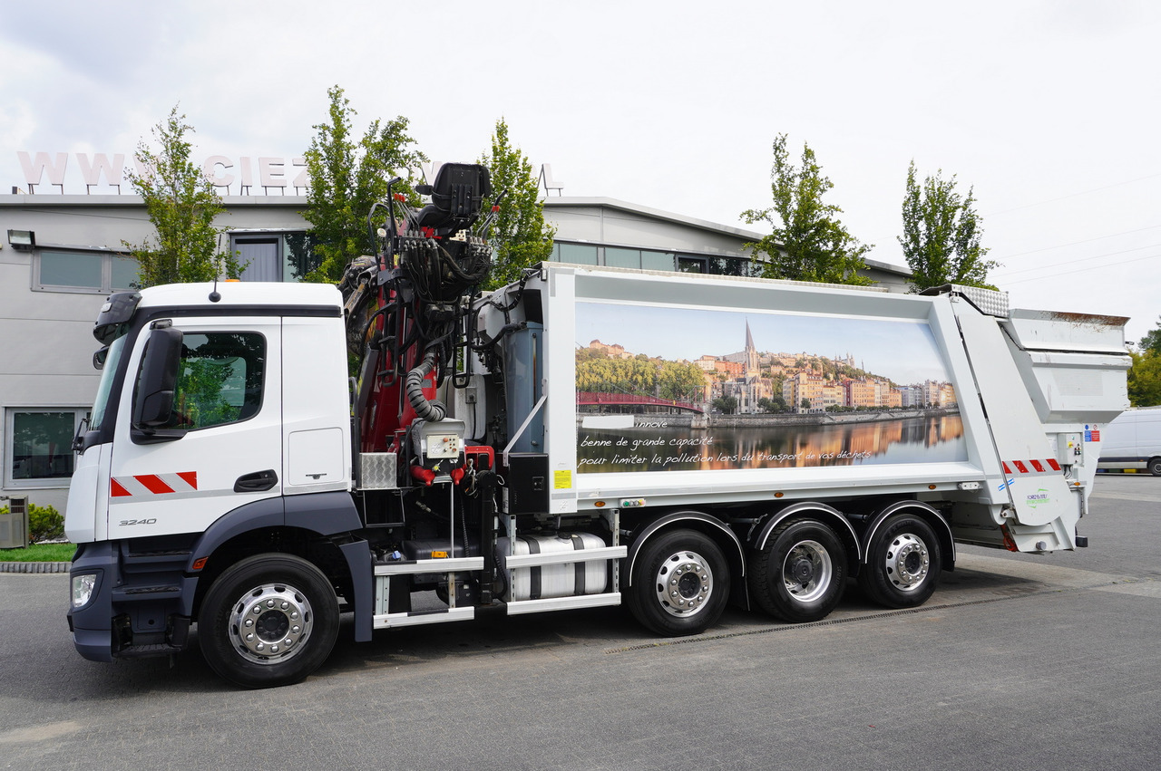 MERCEDES-BENZ Antos 3240 8x2 / Tajfun 5T crane / Farid Industries garbage truck/ 3 steered axles - Xe tải chở rác: hình 5 MERCEDES-BENZ Antos 3240 8x2 / Tajfun 5T crane / Farid Industries garbage truck/ 3 steered axles - Xe tải chở rác: hình 5