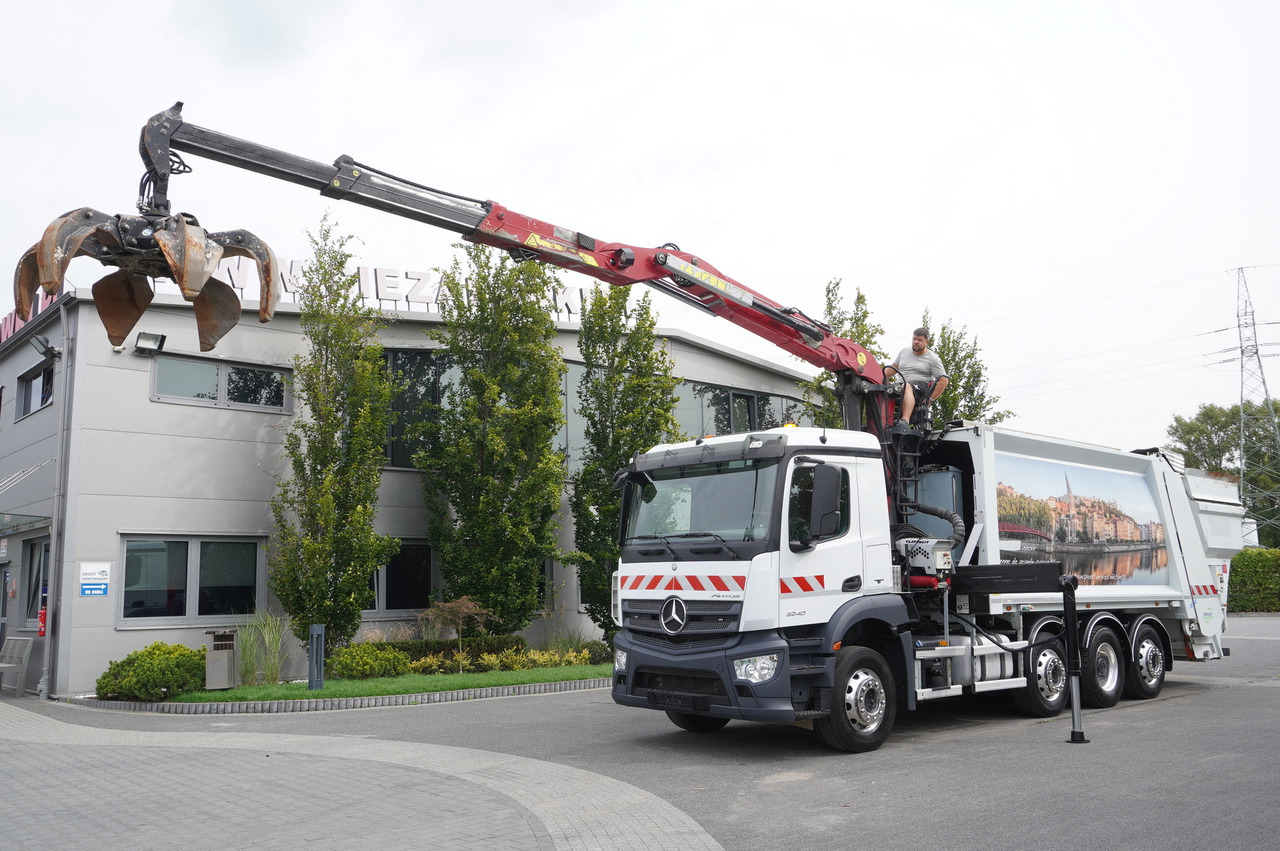 Xe tải chở rác MERCEDES-BENZ Antos 3240 8x2 / Tajfun 5T crane / Farid Industries garbage truck/ 3 steered axles: hình 9