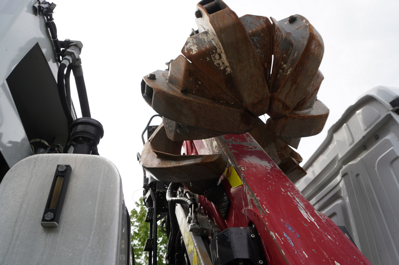 Xe cẩu tự hành để vận chuyển rác MERCEDES-BENZ Antos 3240 8x2 / Tajfun 5T crane / Farid Industries garbage truck/ 3 steered axles: hình 35 Xe cẩu tự hành để vận chuyển rác MERCEDES-BENZ Antos 3240 8x2 / Tajfun 5T crane / Farid Industries garbage truck/ 3 steered axles: hình 35