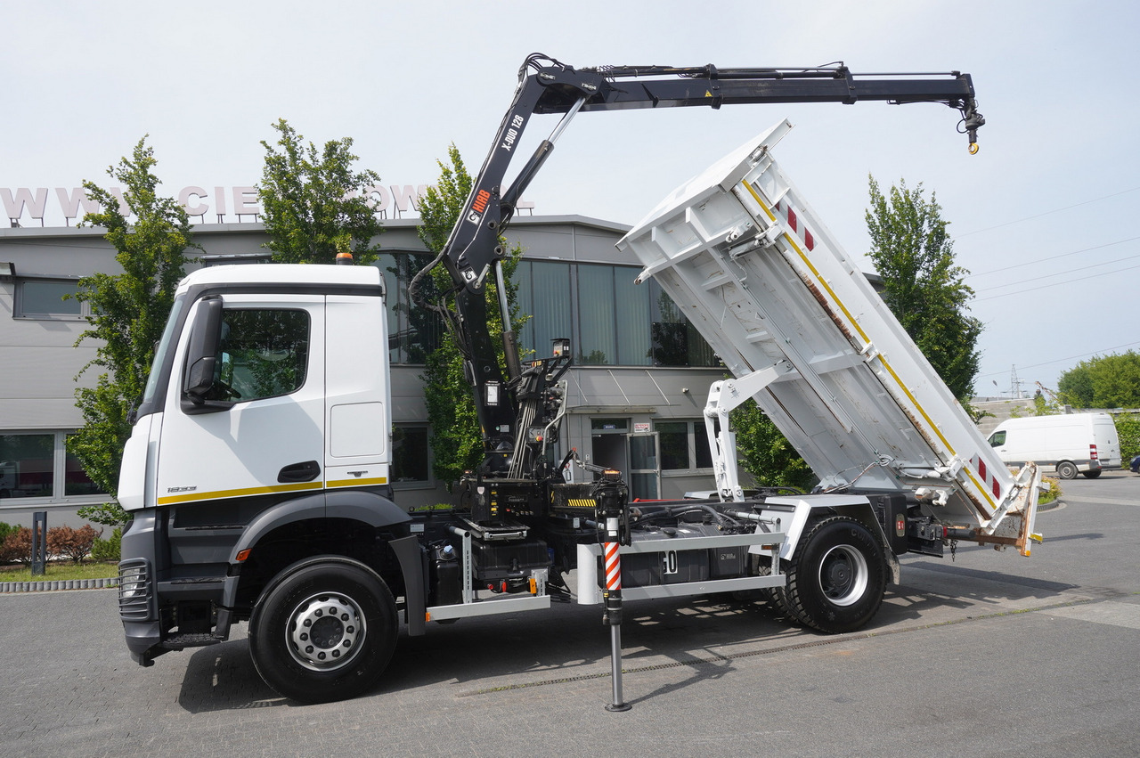 MERCEDES-BENZ Arocs 1833 / 87,000 km!!! / Hds HIAB X-DUO 128 B-2 / three-sided tipper - Xe tải thùng lửng/ Phẳng, Xe cẩu tự hành: hình 4 MERCEDES-BENZ Arocs 1833 / 87,000 km!!! / Hds HIAB X-DUO 128 B-2 / three-sided tipper - Xe tải thùng lửng/ Phẳng, Xe cẩu tự hành: hình 4