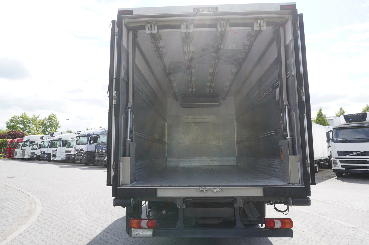 MERCEDES-BENZ Atego 1021 / Lamberet meat hook refrigerator / Carcass elevator 1000 kg / Thermoking T800 R - Xe tải đông lạnh, Xe cẩu tự hành: hình 5 MERCEDES-BENZ Atego 1021 / Lamberet meat hook refrigerator / Carcass elevator 1000 kg / Thermoking T800 R - Xe tải đông lạnh, Xe cẩu tự hành: hình 5