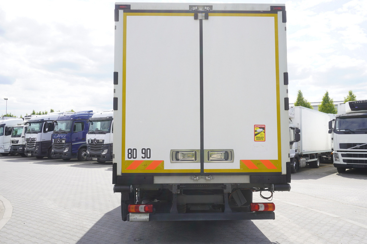 MERCEDES-BENZ Atego 1021 / Lamberet meat hook refrigerator / Carcass elevator 1000 kg / Thermoking T800 R - Xe tải đông lạnh, Xe cẩu tự hành: hình 4 MERCEDES-BENZ Atego 1021 / Lamberet meat hook refrigerator / Carcass elevator 1000 kg / Thermoking T800 R - Xe tải đông lạnh, Xe cẩu tự hành: hình 4