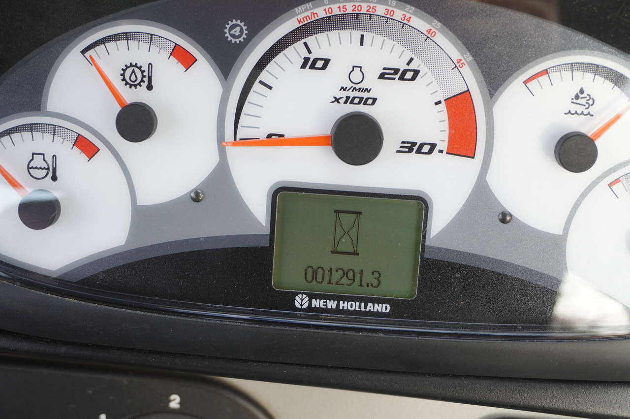 NEW HOLLAND B 115 C backhoe loader / 1000 MTH ! / 2021 - Máy xúc trước múc sau: hình 2 NEW HOLLAND B 115 C backhoe loader / 1000 MTH ! / 2021 - Máy xúc trước múc sau: hình 2