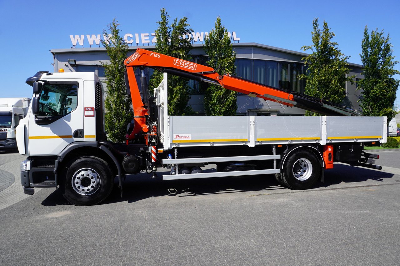 RENAULT C280 DTI 8 / FASSI crane 5.6 T / range 8 m / Flatbed 15 EPAL - Xe cẩu tự hành: hình 4 RENAULT C280 DTI 8 / FASSI crane 5.6 T / range 8 m / Flatbed 15 EPAL - Xe cẩu tự hành: hình 4