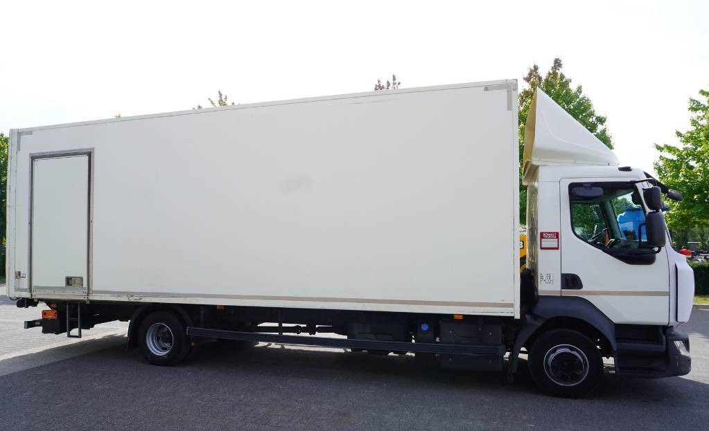 RENAULT D12 E6 / Container 18 pallets / tail lift - Xe tải hộp: hình 3 RENAULT D12 E6 / Container 18 pallets / tail lift - Xe tải hộp: hình 3