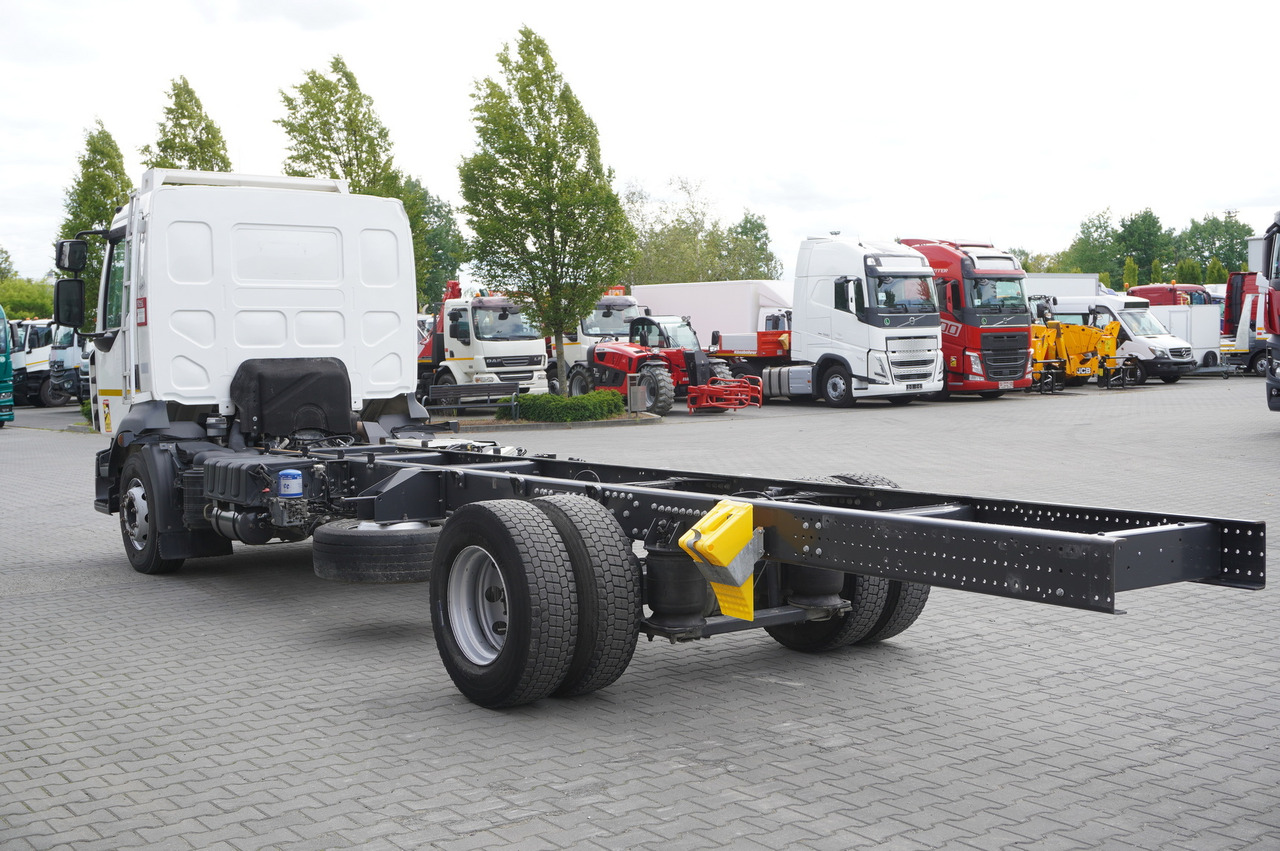 RENAULT D16 / Chassis 7.1 m / Differential lock - Xe chở container/ Xe tải hoán đổi thân: hình 5 RENAULT D16 / Chassis 7.1 m / Differential lock - Xe chở container/ Xe tải hoán đổi thân: hình 5