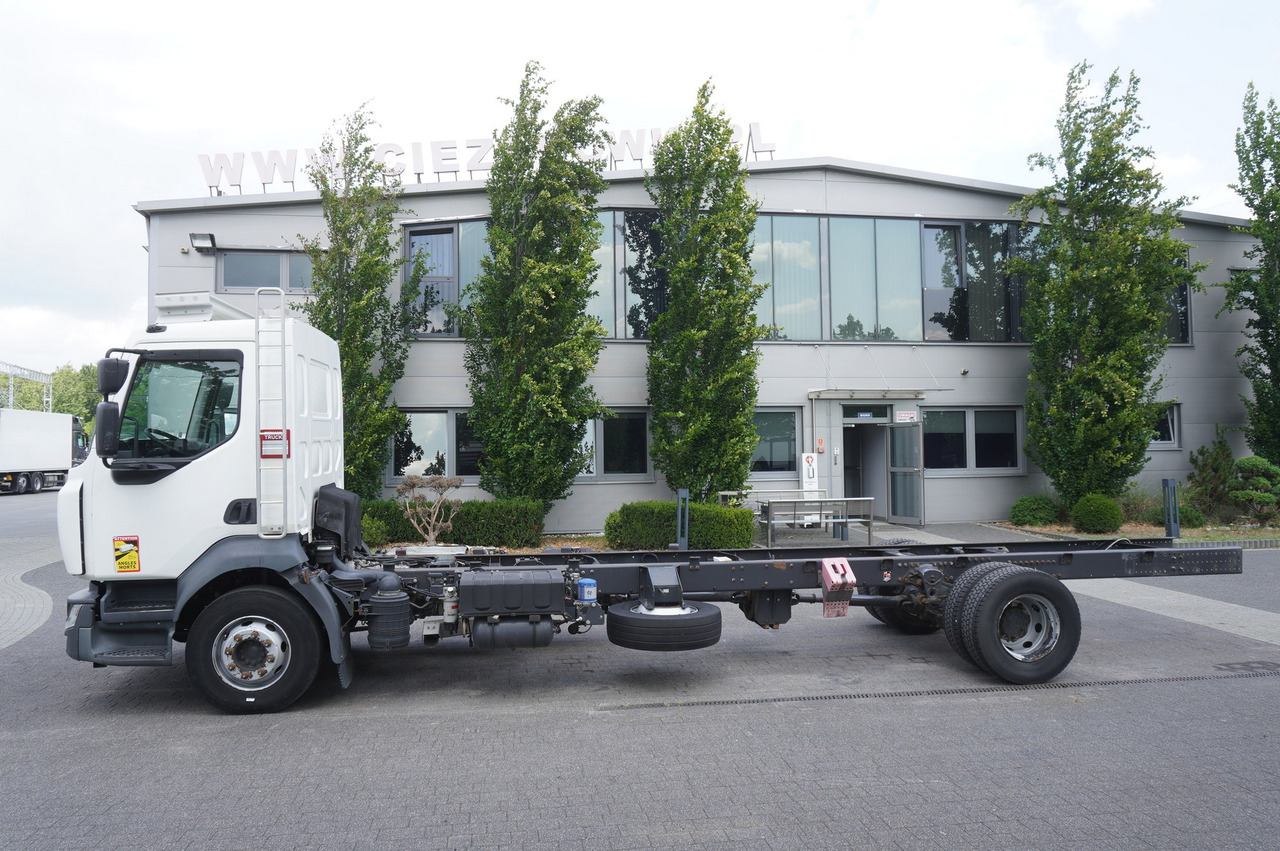 RENAULT Renault D16 / frame 7.5 m / differential lock / 3 units - Xe chở container/ Xe tải hoán đổi thân: hình 3 RENAULT Renault D16 / frame 7.5 m / differential lock / 3 units - Xe chở container/ Xe tải hoán đổi thân: hình 3