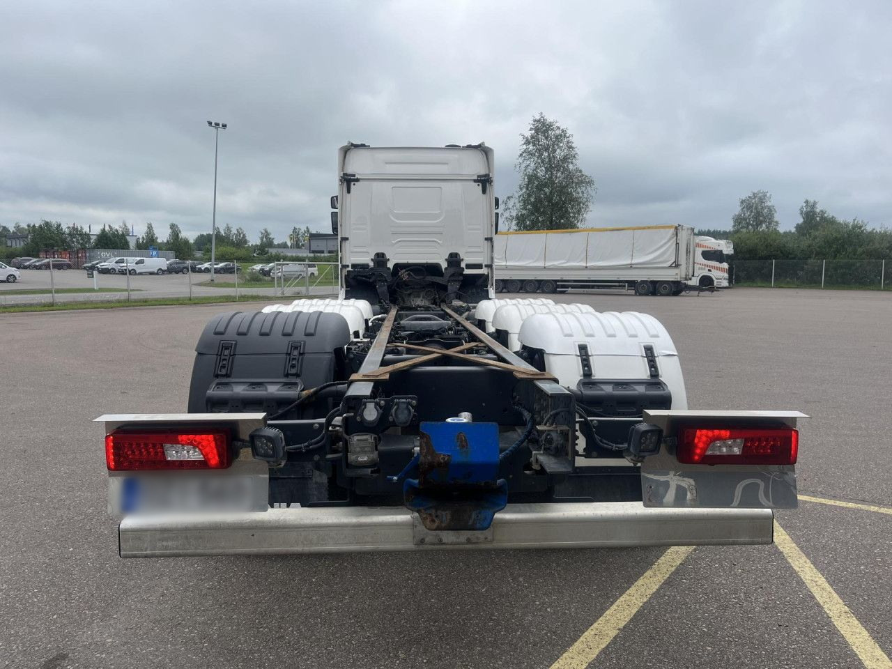 SCANIA R560 B8x4*4 / Chassis / sleeper cab / Power take-off - Xe cẩu tự hành: hình 5 SCANIA R560 B8x4*4 / Chassis / sleeper cab / Power take-off - Xe cẩu tự hành: hình 5