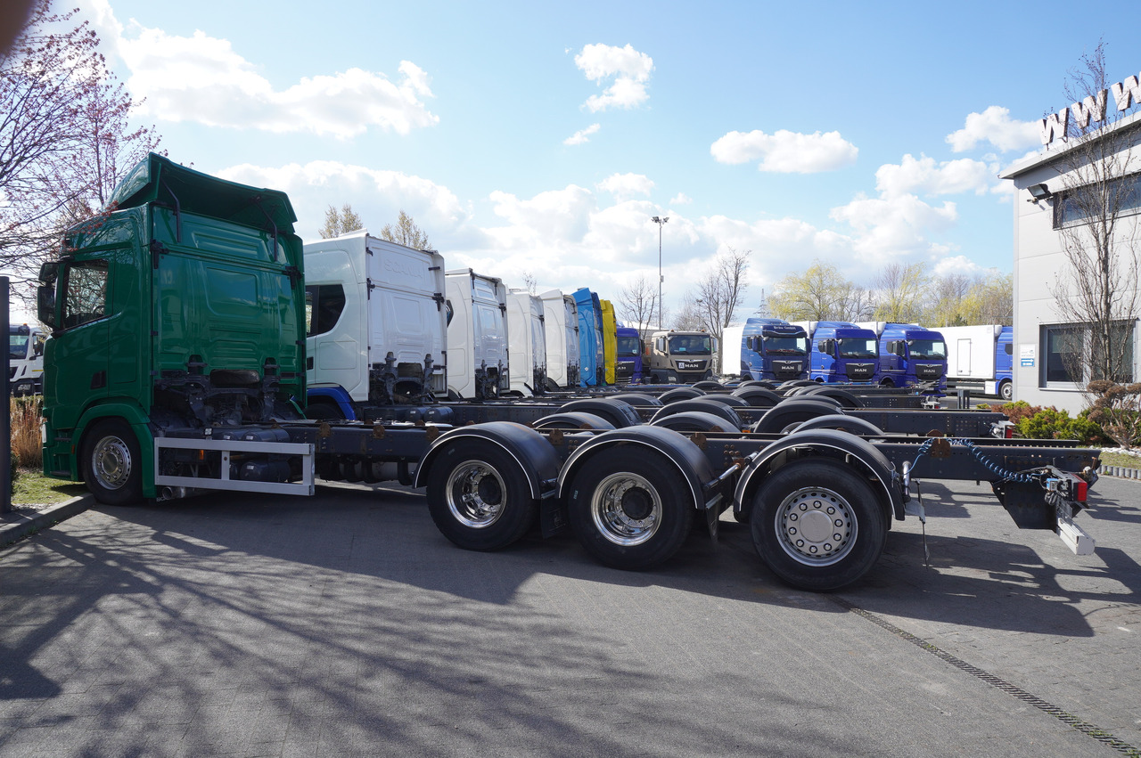 SCANIA R650 V8 / 650 HP/ frame 8.8 m / steered 4th axis / 20 units - Xe cẩu tự hành: hình 3 SCANIA R650 V8 / 650 HP/ frame 8.8 m / steered 4th axis / 20 units - Xe cẩu tự hành: hình 3